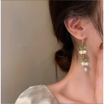 New Design Lily of The Valley Pearl Green Ear Hook for Women Fashion Elegant White Flowers Drop Earrings Wedding Party Jewelry